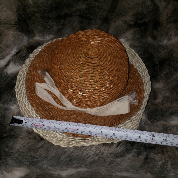 Vintage Lady's Hat custom made by Macy's Hats in the lare 50's - mid 60's - Picture 4 of 7